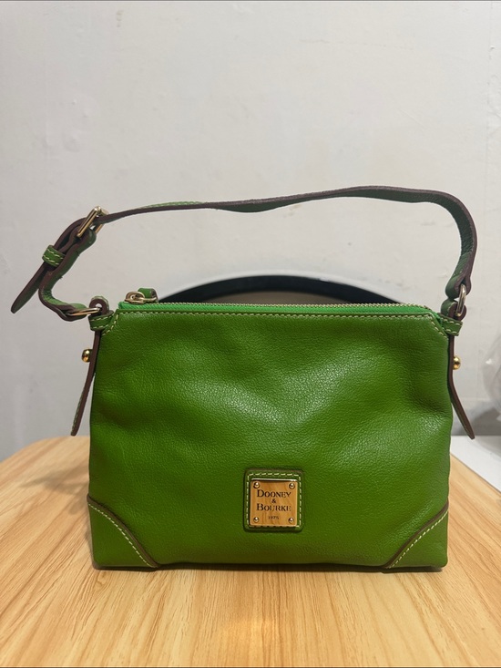 Dooney & Bourke Handbags - Dooney & Bourke Green Leather Shoulder Bag